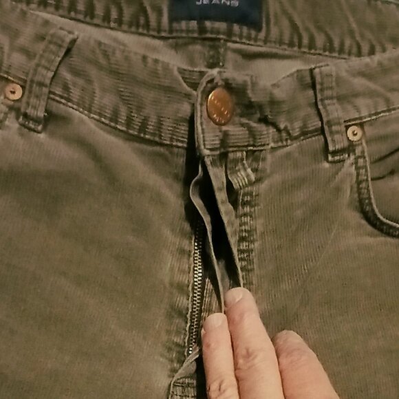 Gant Premium Corduroy Jeans Army Green Brown Men 36”x32” no flaws - Picture 3 of 6